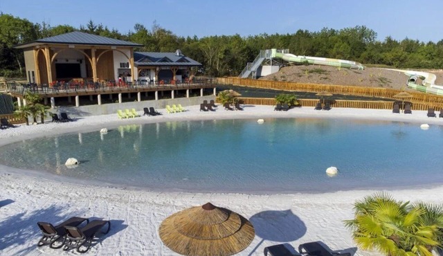 ZEcamping 4* animé parc aquatique locatif TV LV clim 40m2