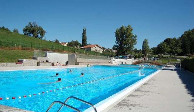 ZEcamping 2* avec animaux acceptés et piscine chauffée