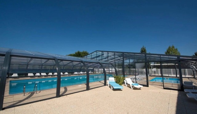 ZEcamping 3 étoiles animé piscine couverte dog friendly locatif TV BBQ