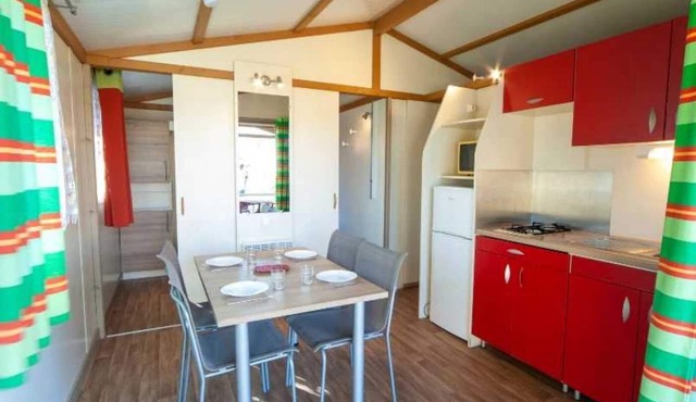 ZEcamping parc aquatique animaux acceptés club enfant locatif TV 24m2