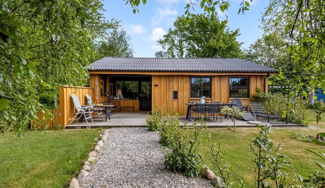 "Zekine" - 700m from the sea by Interhome