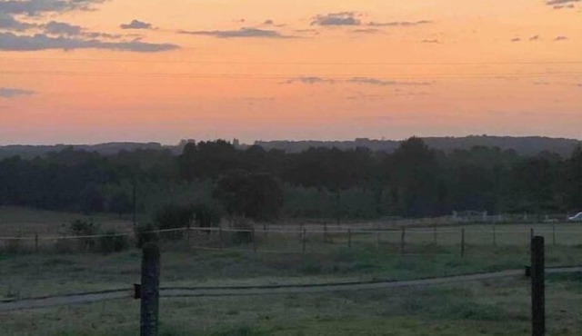 Zen and Tranquil house in the countryside but 30 minutes from BORDEAUX