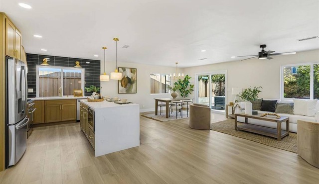 Zen Beach Retreat 5 bed/3 bath + detached office