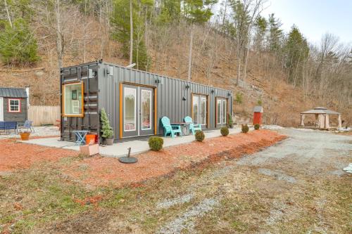 Zen Box Farm Eco Retreat with Hot Tub and Views