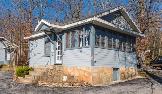 Zen Den at Rockaway Rentals near Branson