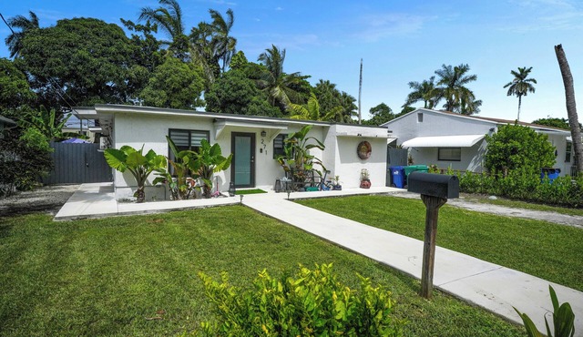 Zen House Miami – Private Retreat w/Pool Table, Ping Pong, Patio & Parking