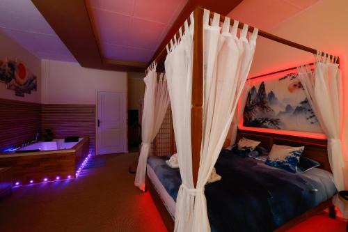 Zen Love Room Jaccuzzi Sauna