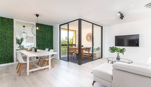 Zen Modern Villa Delray Beach 1 Mile to the Beach