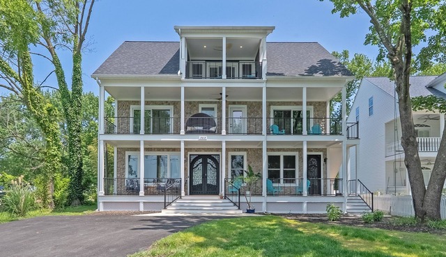 Zen Sunset Retreat on Waterfront at West River, MD