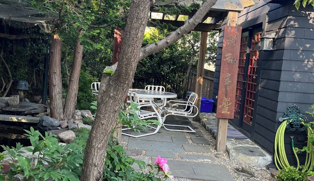 Zen vacation in historic Marblehead