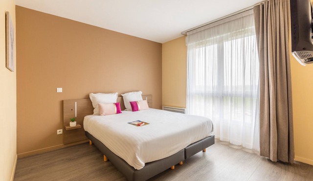 Zenitude Hôtel - Résidences Magny les Hameaux