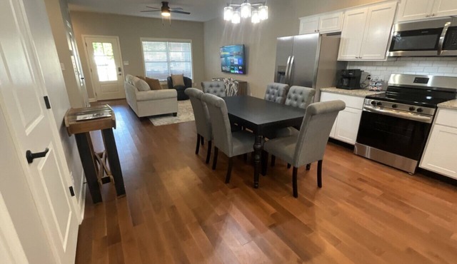 Zenyatta Cottage | 3BR Retreat in Horse Country