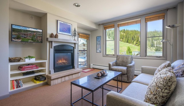 Zephyr Mountain Lodge 2315 | Ski In Ski Out | Walk To Base Area