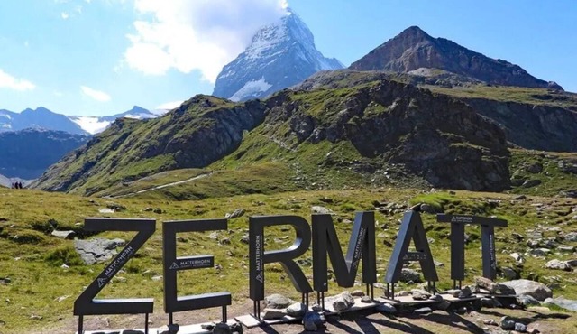 Zermatt Swiss Luxury, the ideal place to enjoy Alpine retreat