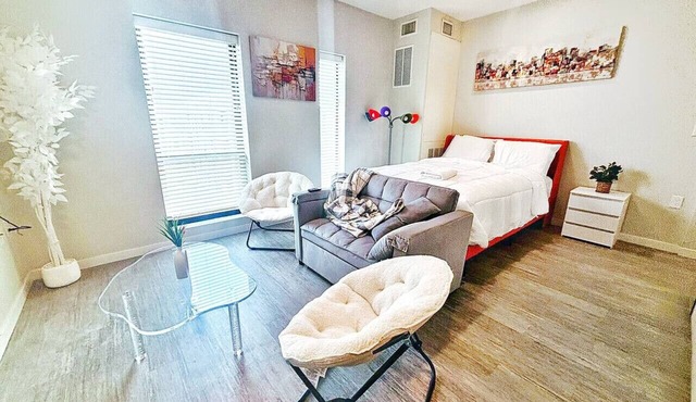 Zesty Orange Abode (438)
