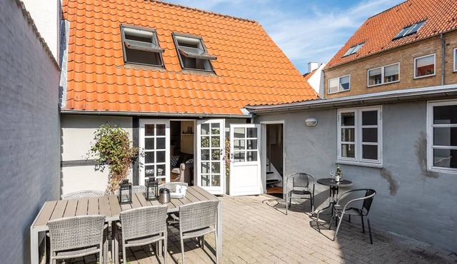 "Zezilie" - 500m from the sea by Interhome