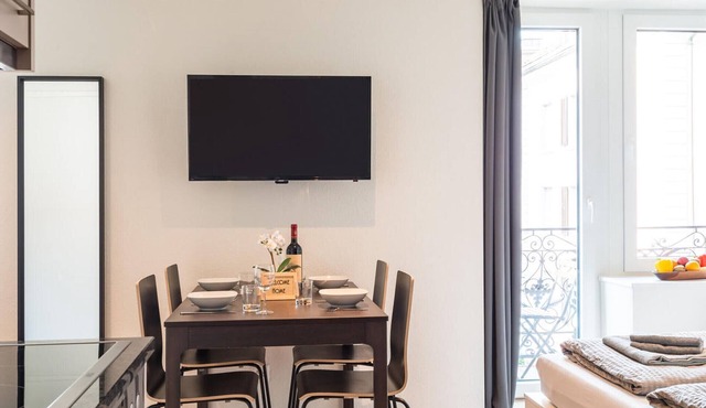 ZH Ida II - HITrental Central Station Apartments