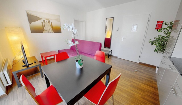 ZH Raspberry lV - Oerlikon HITrental Apartment