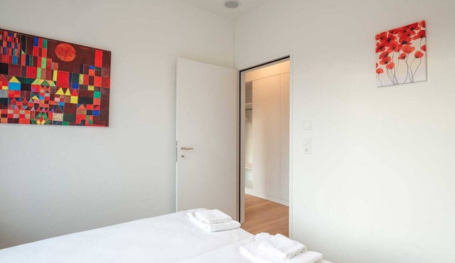 ZH Red 4 - Letzigrund HITrental Apartment