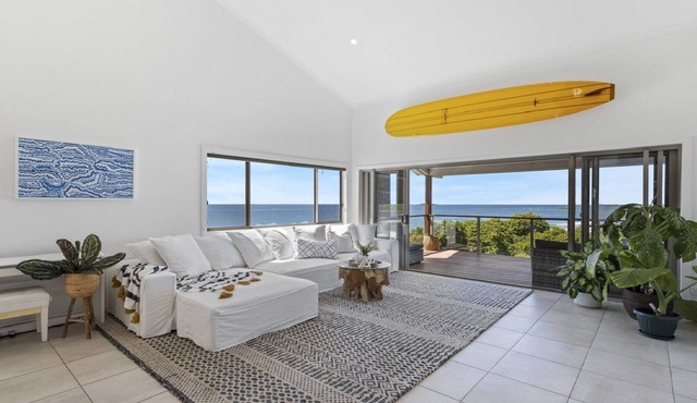 Ziggy's - Revive, detox or simply chill out. Spa, Sauna, Ice Bath, Fire Pit and Views!