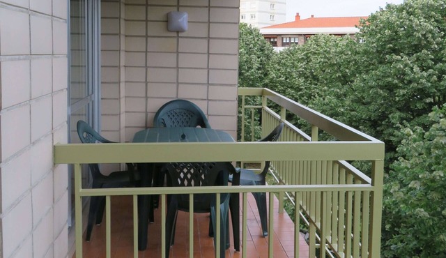 Zinkunegi Apartment - Accommodation near the beach with parking by Egona