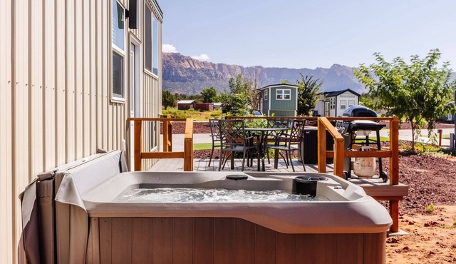 Zion Adventure Private Hot Tub + Starry Nights