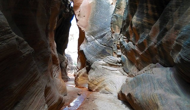ZION * BRYCE Midway 3-Story Cabin