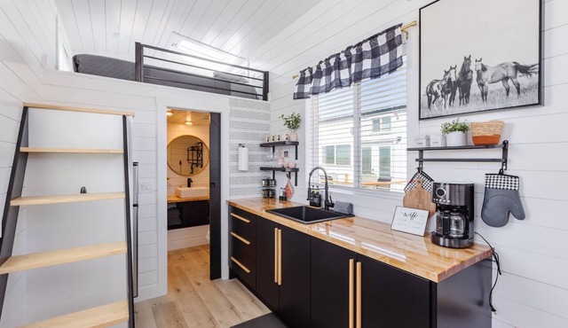 Zion Tiny Home Hot Tub Gooseberry Mesa Trails