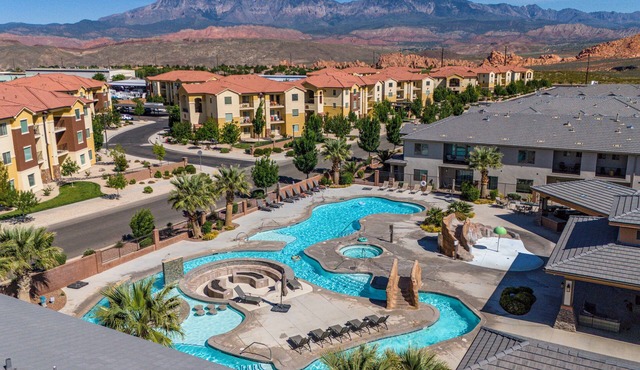 Zion Village Resort 2102| Community Pool, Ping Pong table, and near Zion National Park