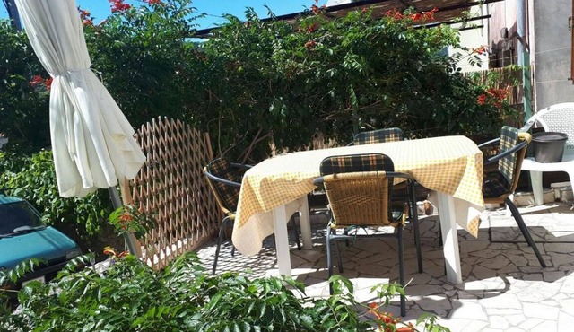 Zora Holiday home - Two Bedroom Holiday Home with Terrace