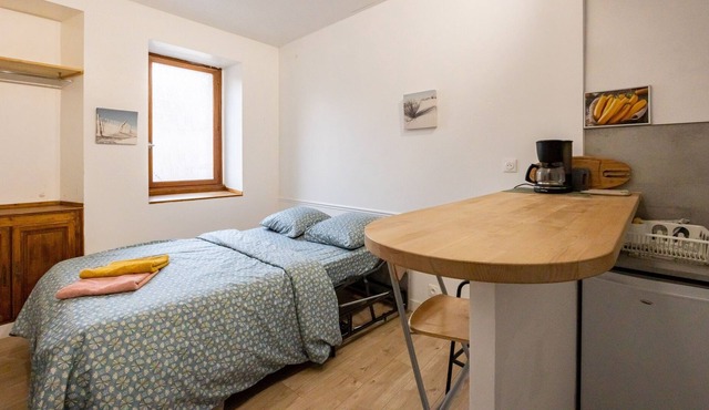 Zucchini - Studio Apartment, Sleeps 2