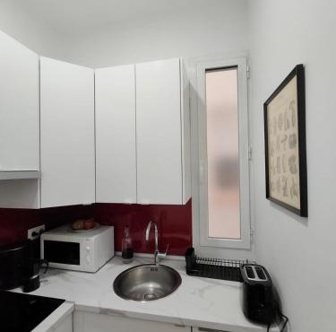 Zurbano Street, Private rooms