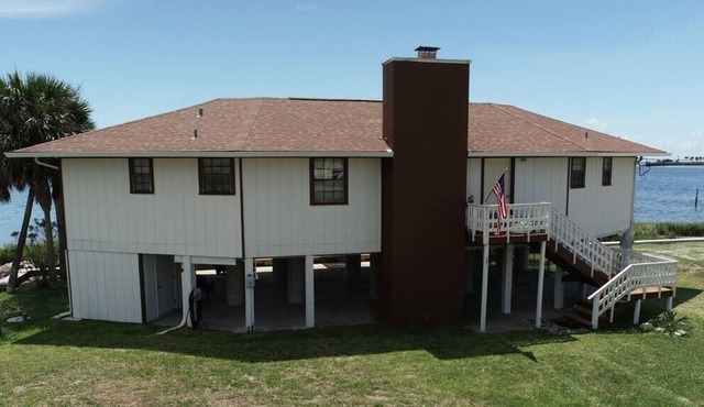 zzWaterfront Cedar Island Beauty