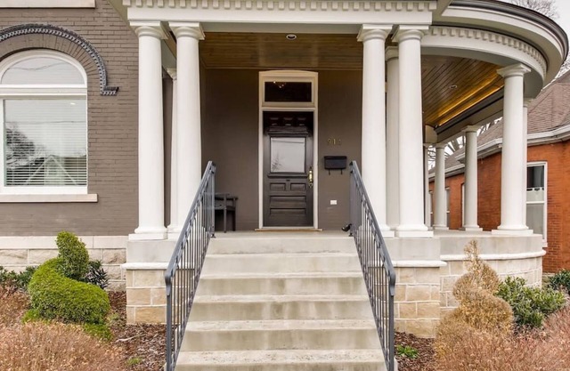 1 -Beautiful Historic Home on Music Row