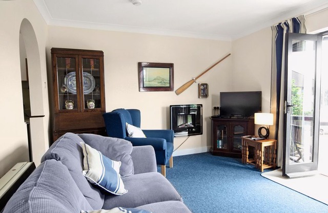 1 bedroom accommodation in Neyland, near Milford Haven