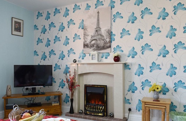 1 bedroom accommodation in Lowestoft