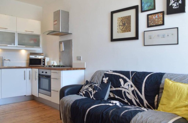 1 Bedroom Flat near Murrayfield Stadium Sleeps 2