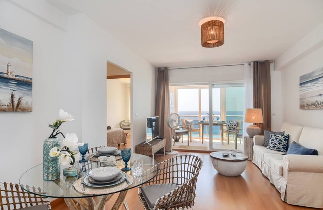 100 m² Apartment ∙ 3 bedrooms ∙ 5 guests