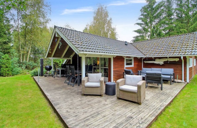 100 m² House ∙ 4 bedrooms ∙ 10 guests