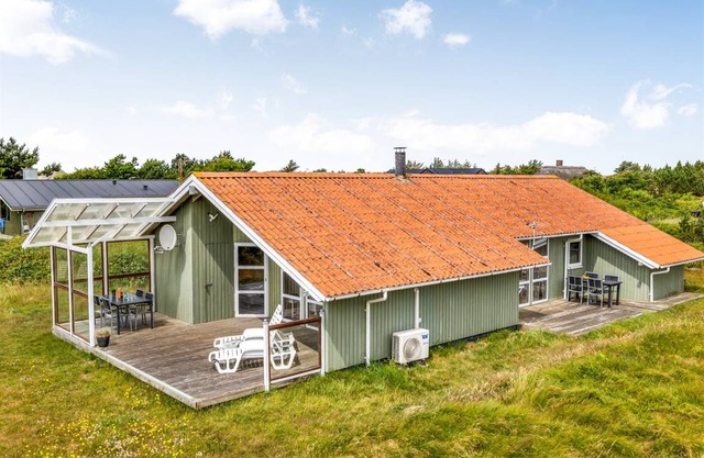 100 m² House ∙ 4 bedrooms ∙ 8 guests