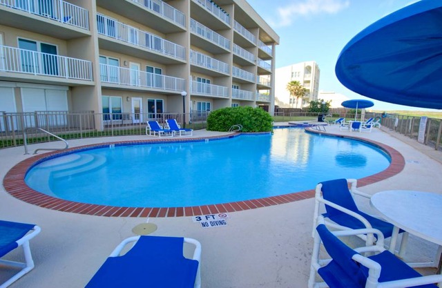 107 m² Condo ∙ 2 bedrooms ∙ 6 guests