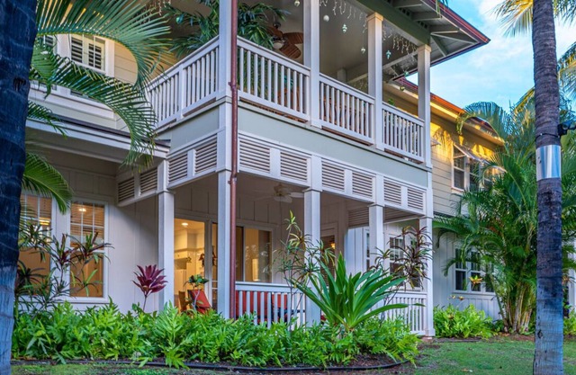 Coconut Plantation Kapolei 