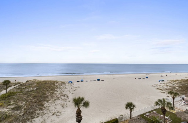 112 m² Condo ∙ 2 bedrooms ∙ 6 guests