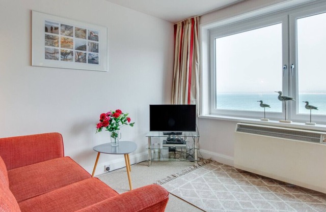 12 Carrack Widden - One Bedroom House, Sleeps 4