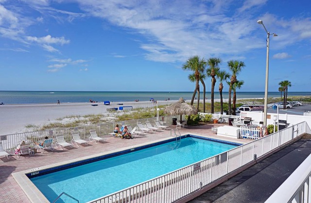 132 m² Condo ∙ 2 bedrooms ∙ 6 guests