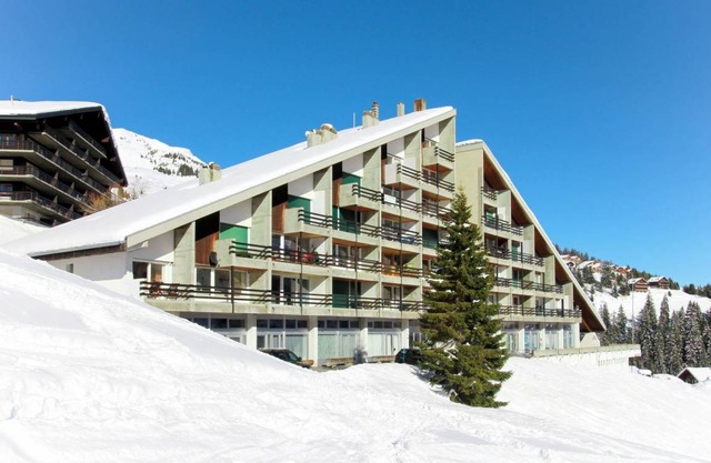 160 m² Apartment ∙ 4 bedrooms ∙ 14 guests