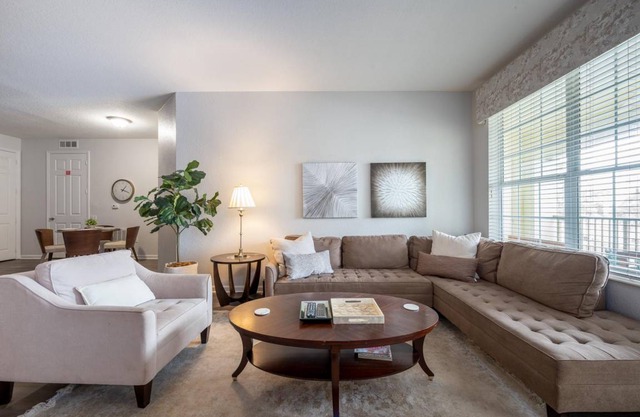 186 m² Apartment ∙ 3 bedrooms ∙ 8 guests