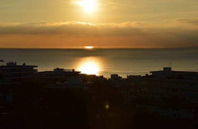 2 Bdrs sea view Baie des Anges, 2 pools and garage