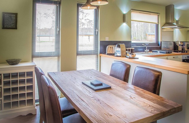 2 bedroom accommodation in Perlethorpe, Newark-on-Trent