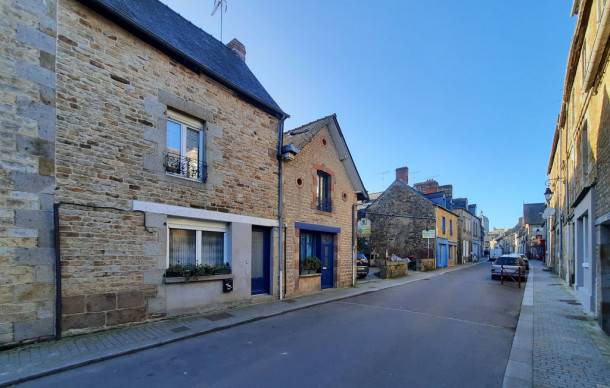 2 bedroom accommodation in Antrain